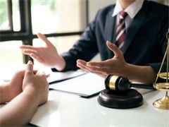 昆明企業(yè)律師 專業(yè)法律咨詢服務(wù)，護(hù)航企業(yè)穩(wěn)健發(fā)展